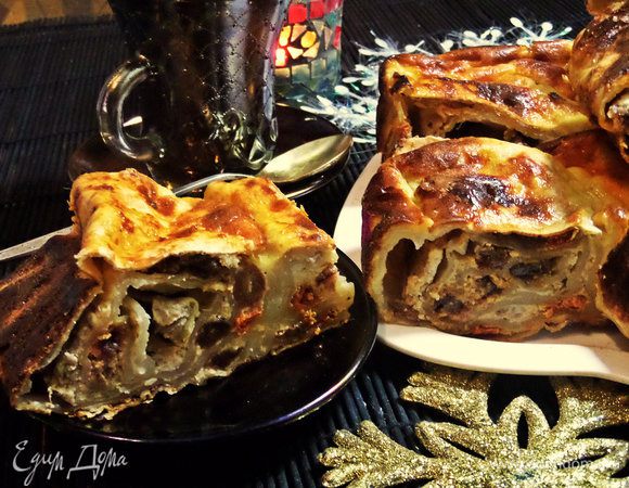 Такого кусочка вполне хватает на чашечку чая! Угощаемся!