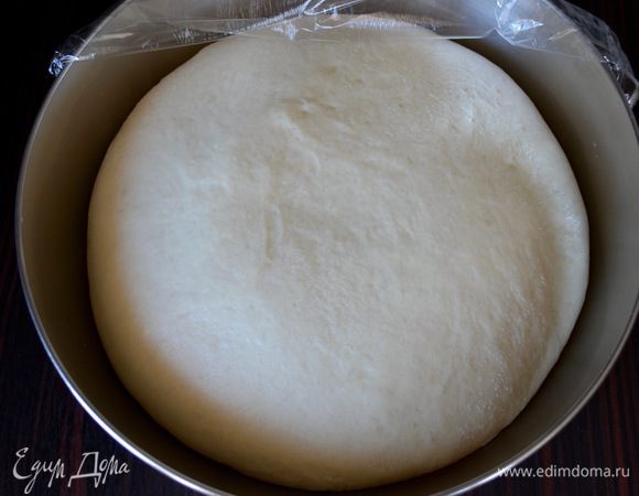 Тесто тем временем хорошо поднялось.