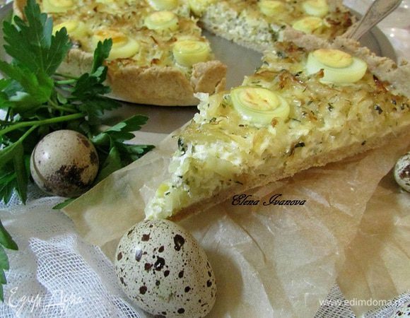 Готовый пирог остудить. Нарезать и звать домашних к столу!