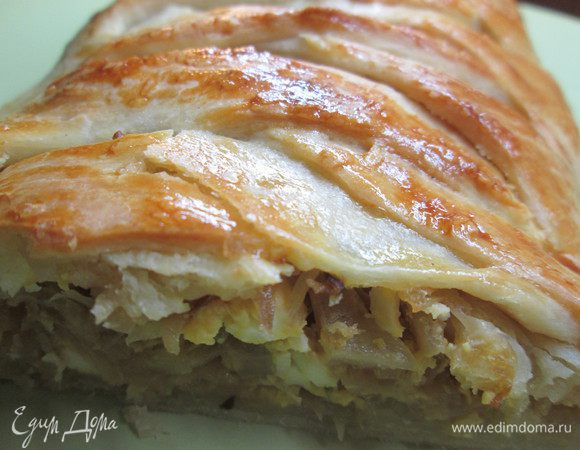 А вот еще плетеночка из второй порции теста.