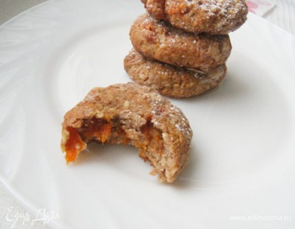 Готовое ароматное печенье остудить, по желанию присыпать сахарной пудрой.
Приятного аппетита, друзья!