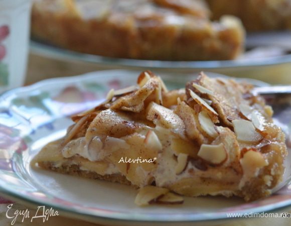 Разрезаем и подаем к столу. Приятного аппетита!