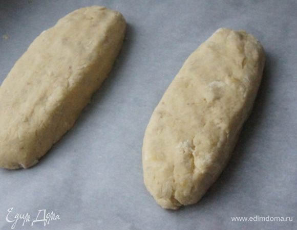 Разделить тесто на 2 части, сформировать две буханочки и запечь в течении  30 минут. 