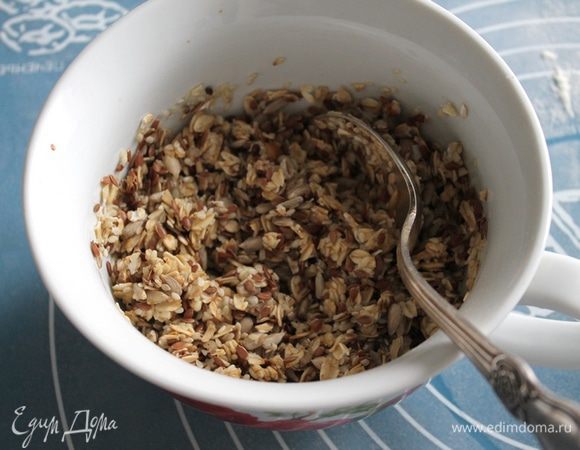 Для мочки: все перемешать, накрыть и оставить на полчаса. 