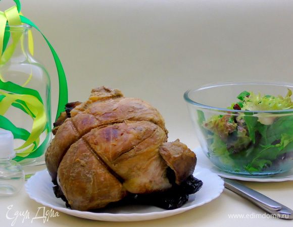 Вот такая красота выходит :) Вкусно как в горячем, так и в холодном виде. При подаче можно полить еще соусом наршараб. Приятного аппетита!!!