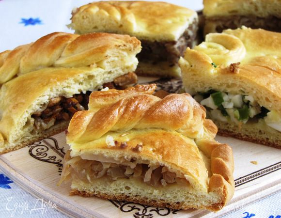 Нарезаем на кусочки, выбираем кому что нравится и пробуем. Очень вкусно! Приятного чаепития!