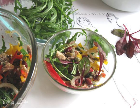 Он легкий, пикантный, очень вкусный. Сардины можно, по вашему желанию, заменить тунцом или анчоусами. Если будете добавлять анчоусы, сократите количество каперсов.