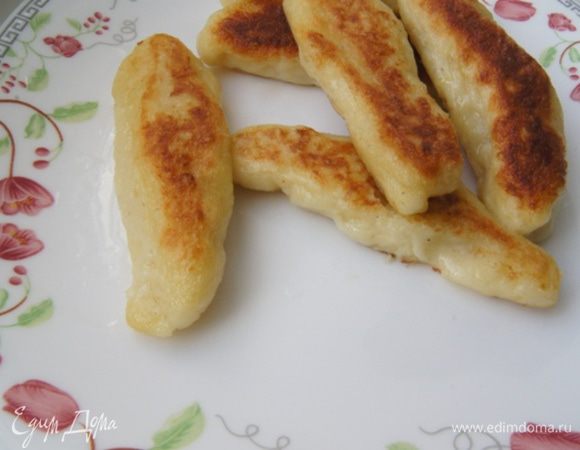 Картофельные пальчики можно подавать и отдельно, и как гарнир, например, к мяску.