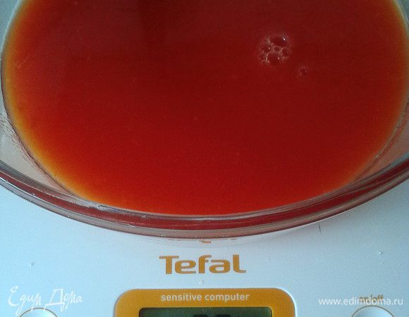 В миске соединить все ингредиенты для теста кроме муки.Опыт показал ,что лучше использовать сливочное масло, маргарин или молочно-растительную смесь.