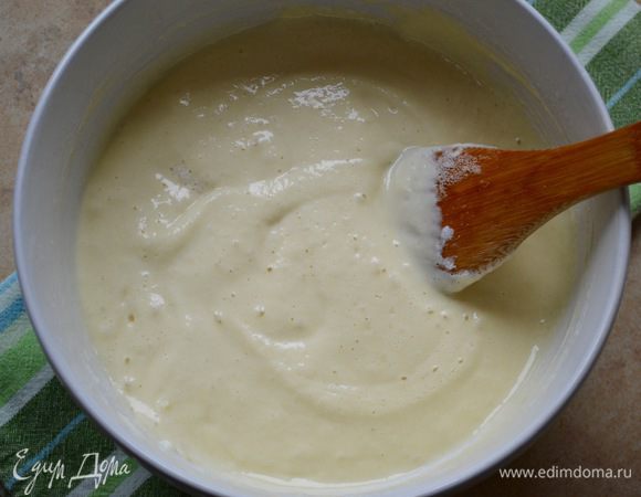 Тесто получается нежным и воздушным.