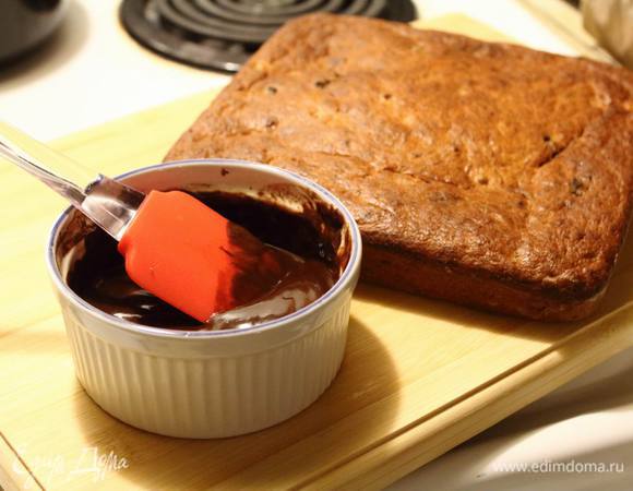 Смазать хлеб шоколадом и...