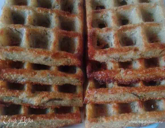 Из указанного количества у меня вышло 8 вафель.