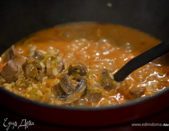 Подаем к столу с зеленью по желанию.