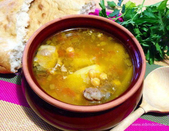 Подаем бозбаш с лавашом и зеленью.
Приятного аппетита!