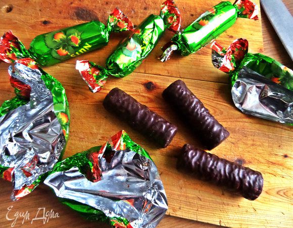 Конфеты у меня с орешками. Хоть и вкусные, но никто не ест))) Берём любые.