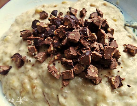 Высыпаем в тесто.