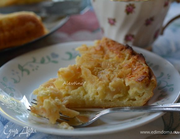Разрезаем и подаем к столу. Приятного аппетита.