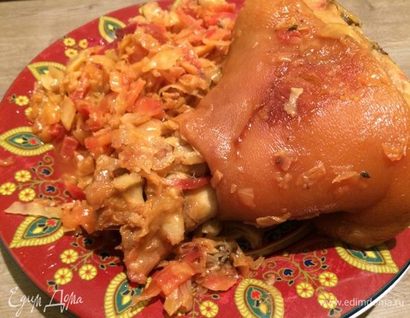 Выложить на блюдо.