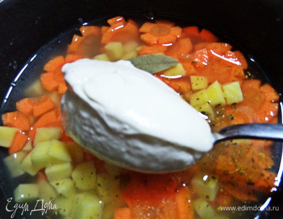 Разводим в отдельной чашке с водой или отправляем прямо в супчик.
