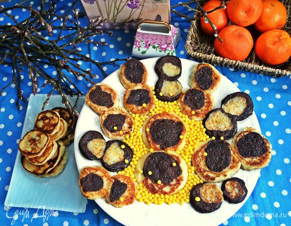 За окном дождь,а на столе-праздничный завтрак)))