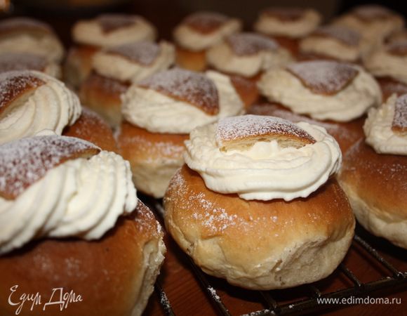 Присыпать сахарной пудрой. Готово!