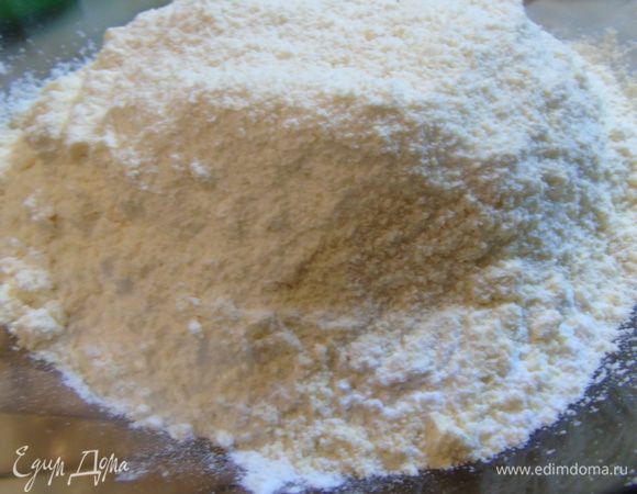 Отдельно соедините все сухие ингредиенты.