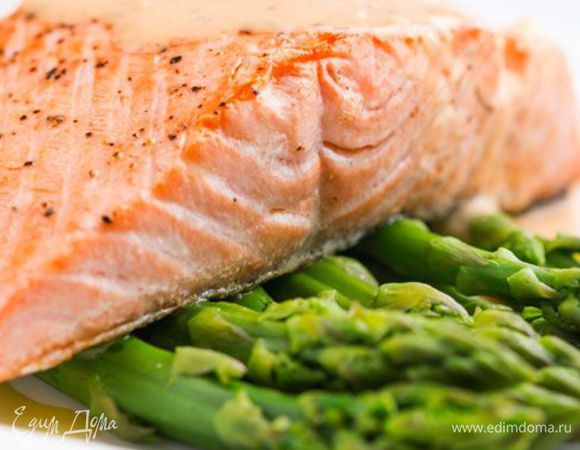 Сервировать припущенной спаржей. Приятного аппетита!