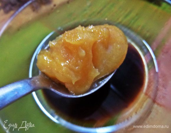 Кладём мёд.