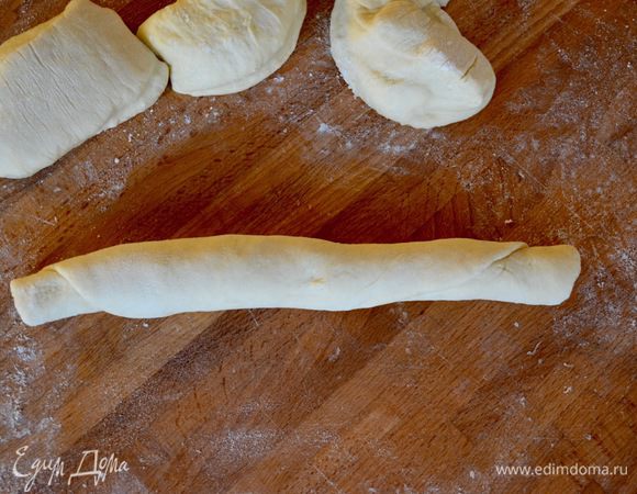 Свернуть в рулетик.