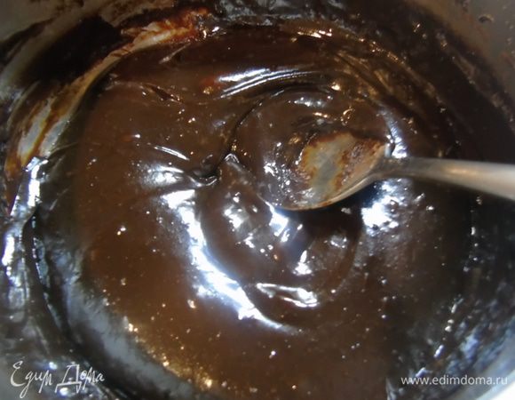 Затем вмешиваем масло.