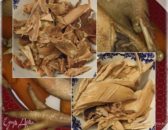 Петушка и все прочее аккуратно из кастрюли вынул и разделал. Темное мясо пойдет в суп, а белое в суп класть не надо. Не место ему там. Так съешьте или собаке отдайте — дело хозяйское. Но в кастрюлю не возвращайте. Белое мясо в бульоне — не айс.