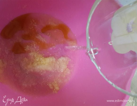 Добавить воду.