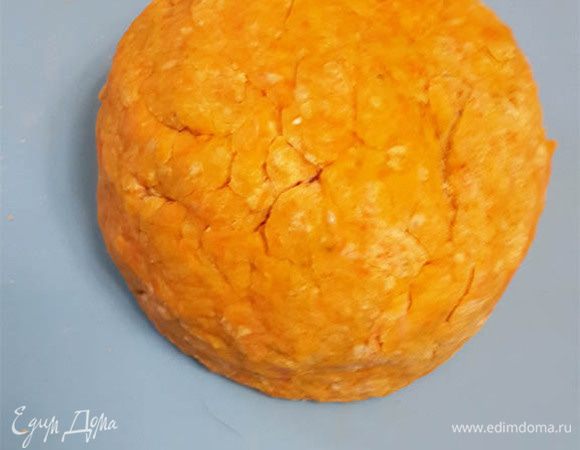 Скатать в шар. Оставить минут на 10.