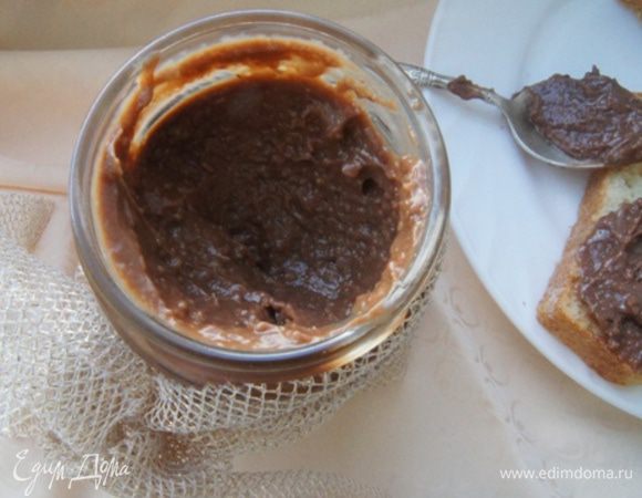 Но зато после ночи в холодильнике шоколадная паста стала еще гуще. 