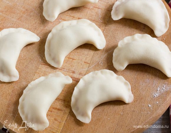 Края плотно защипните.