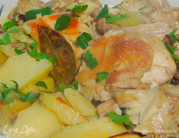 Достаем, выкладываем на блюдо и наслаждаемся вкусным и сочным ужином)
Приятного аппетита!!!