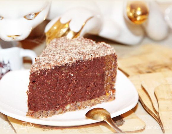 Готовим кофе-чай-капучино и наслаждаемся! Каждым кусочком. Не спеша...
Вы можете взять любой сок, любые орехи какие у вас есть. Тем, кто не постится, вместо сока для крема рекомендовано сливки пониженной жирности, а для замачивания изюма и цукатов — ароматный алкоголь. Спасибо всем за внимание!