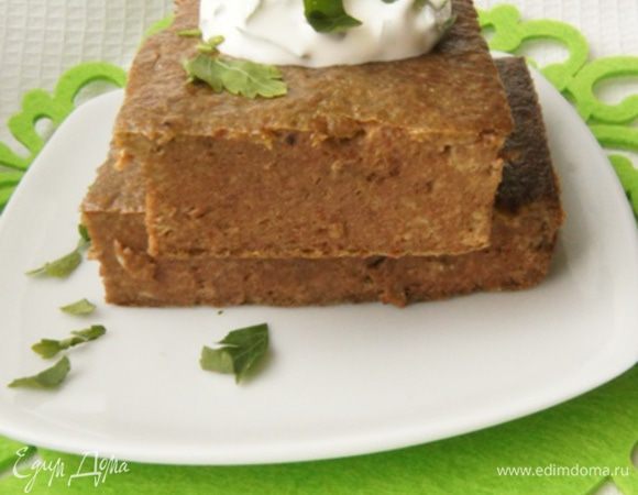 Такая запеканку хороша и в горячем и в холодном виде!
Я подавала со сметаной и зеленью.
Приятного аппетита!