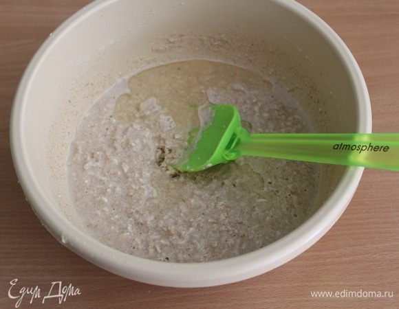 Добавить растительное масло.