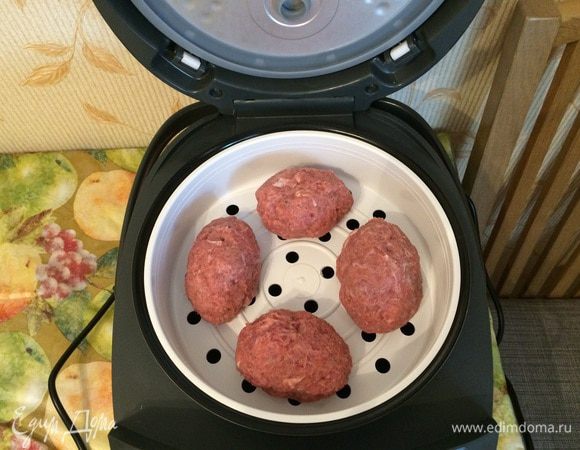 В пароварке готовим 30 минут и приятного аппетита!!!