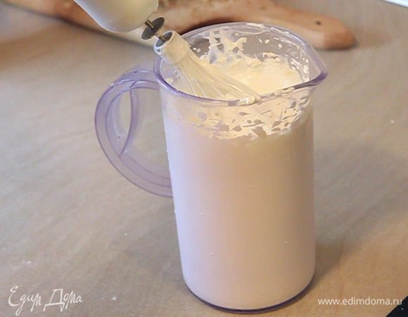 Готовность крема проверяется его способностью держать форму.