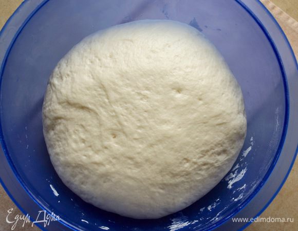 За это время тесто хорошо подросло...