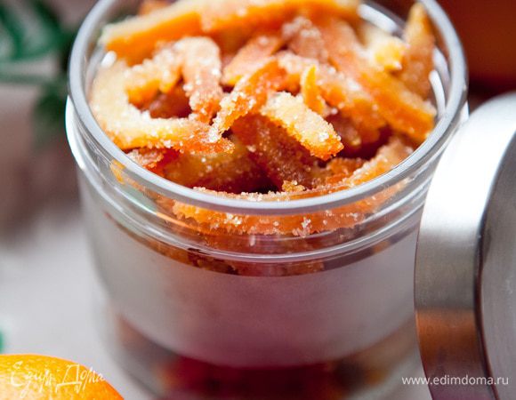 Теперь можно сложить в стеклянную банку и убрать в темный угол. Такие цукаты не портятся очень долго, может, месяц. Но у нас они исчезают за 3-4 дня.