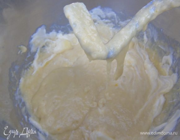 Затем размягченное сливочное масло.