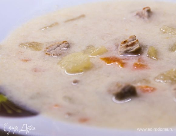 Подаем чорбу порционно горячей либо теплой. 

Теперь вы можете попробовать настоящую «балканскую» чорбу у себя дома и порадовать своих близких новыми вкусами.
Приятного вам аппетита!