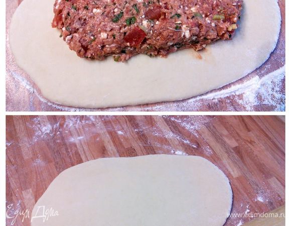 Раскатать тесто в овалы, выложить фарш (1-2 ст. л.) в длину по середине, оставив свободными верхние и нижние края теста. 