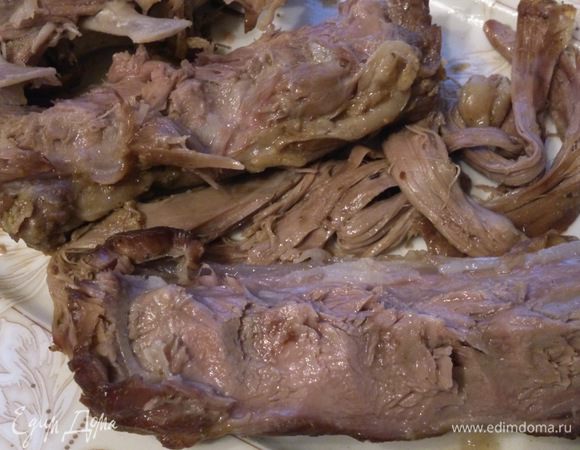 Вот такое сочное и нежное мясо получилось. С соусом и овощами гриль безумно вкусно!