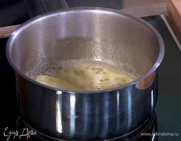 Сливочное масло растопить.