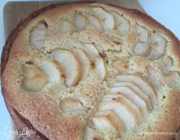 Выпекаем минут 25-30 или до приятного золотистого цвета. Достаем, остужаем.