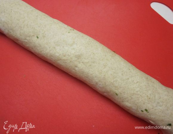 Свернуть в рулет.